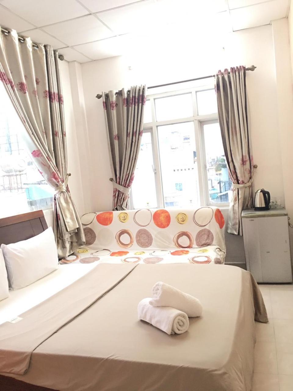 Thanhha Guesthouse At Bui Vien Walking Street Хошимін Екстер'єр фото